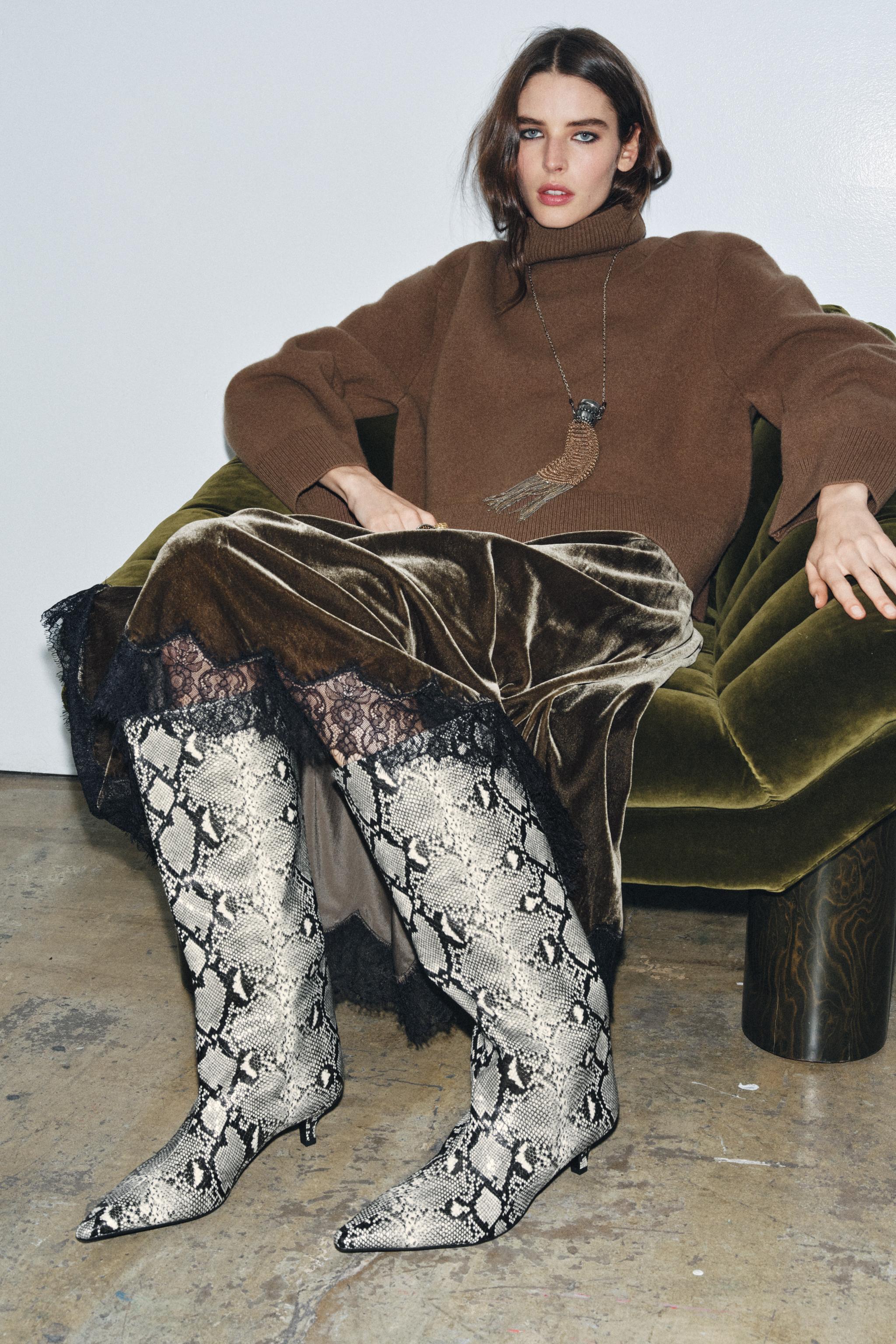 ANIMAL PRINT HEELED BOOTS