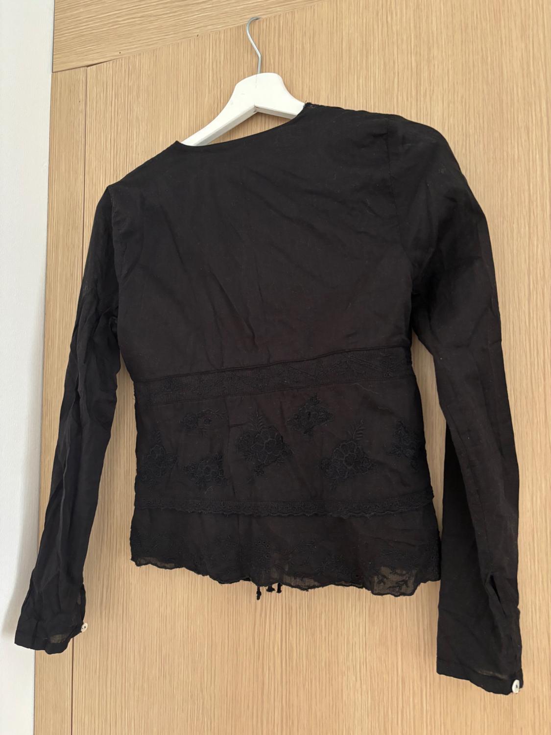EMBROIDERED SHIRT WITH TIES - Image 4