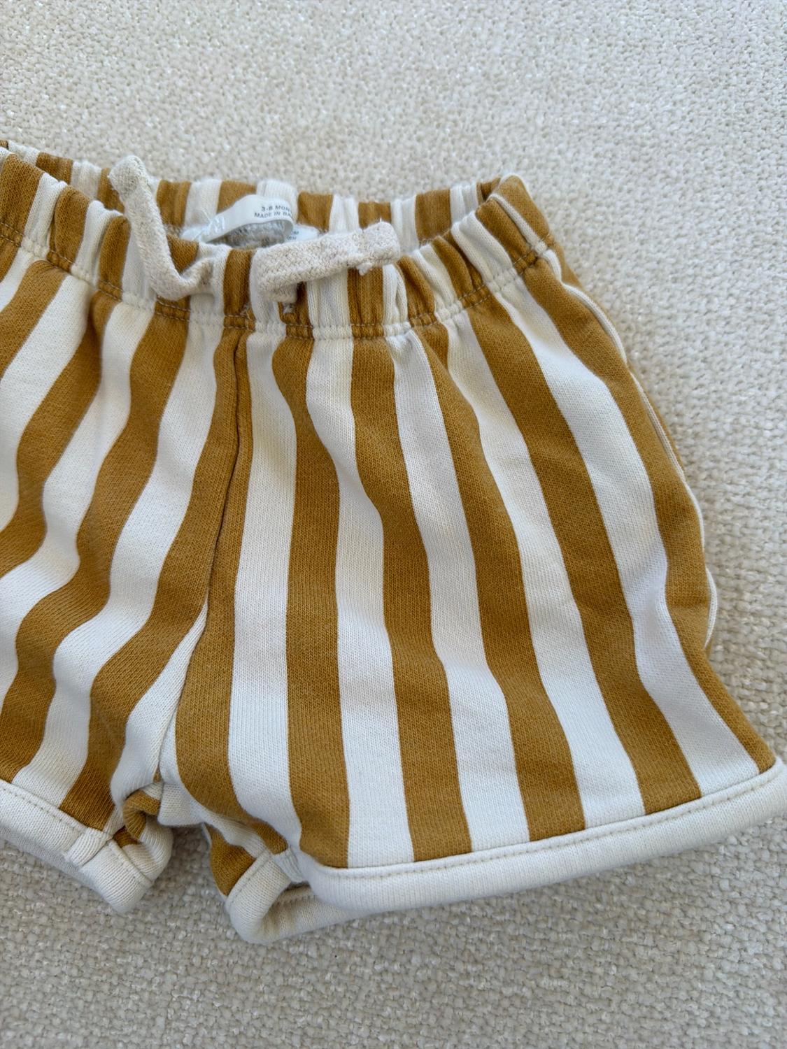 TWO-PACK OF STRIPED AND PLAIN BERMUDA SHORTS - Image 3