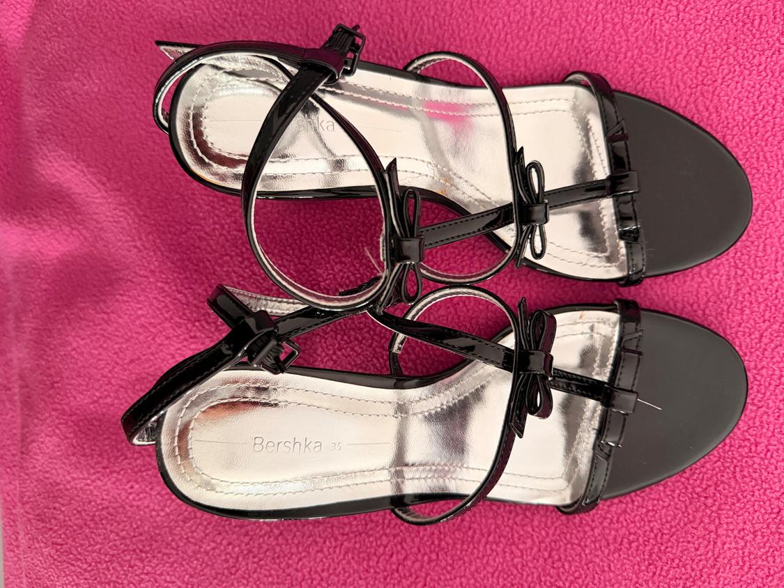 HIGH-HEEL STRAPPY SANDALS - Image 2