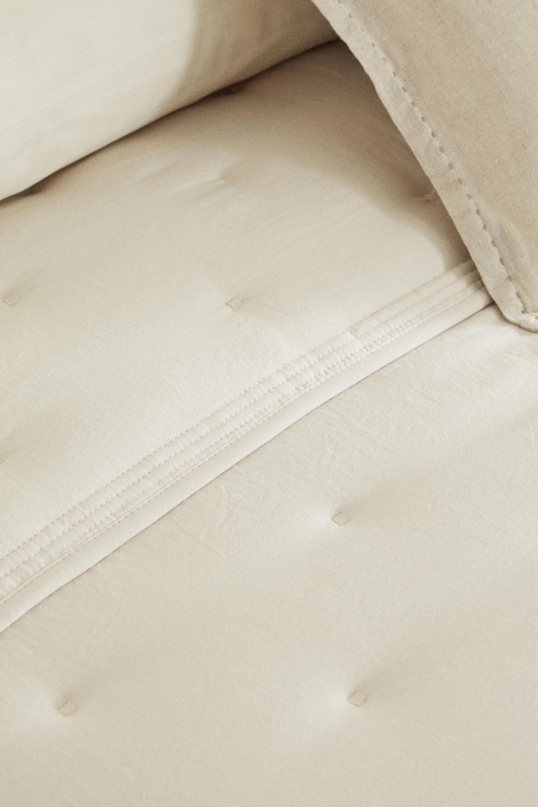 MICROFIBER QUILT