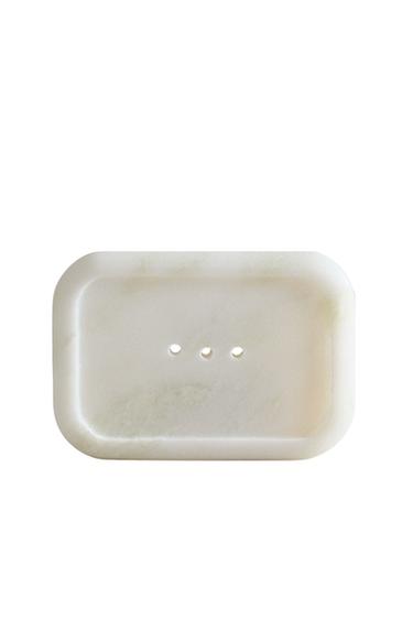 ΣΑΠΟΥΝΟΘΗΚΗ ΜΠΑΝΙΟΥ ΑΠΟ ΛΕΥΚΟ ΜΑΡΜΑΡΟ - ΛΕΥΚΟ του Zara