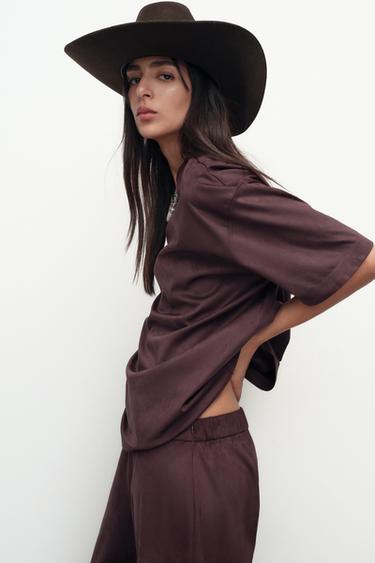 ТОП ИЗ ИСКУССТВЕННОЙ ЗАМШИ — ЦВЕТ БУРГУНДСКОГО ВИНА от Zara