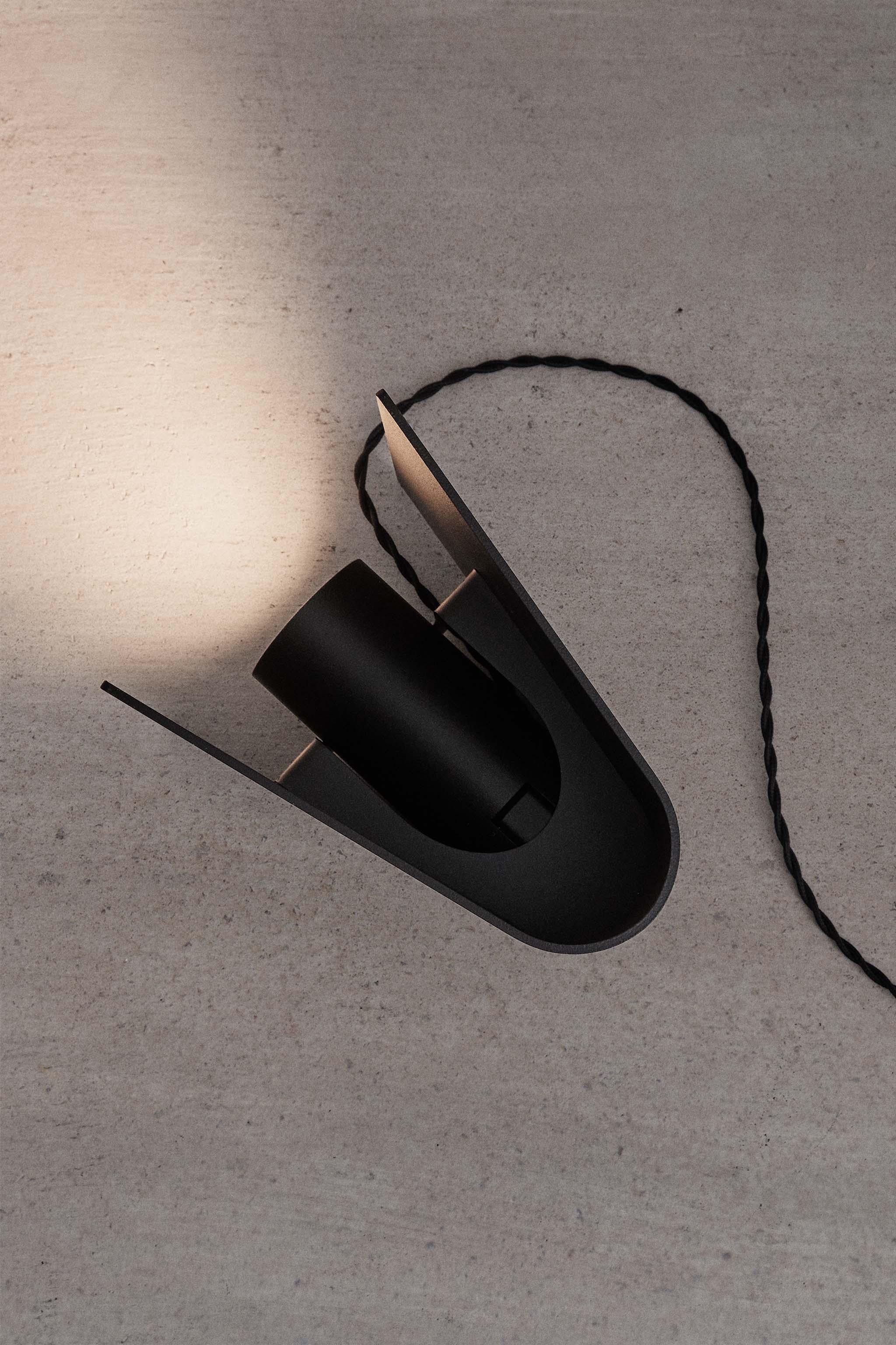 SPOTLIGHT 01 — Black