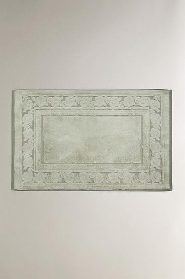 BATH MAT WITH FLORAL JACQUARD BORDER - Sea green by Zara - Image 0