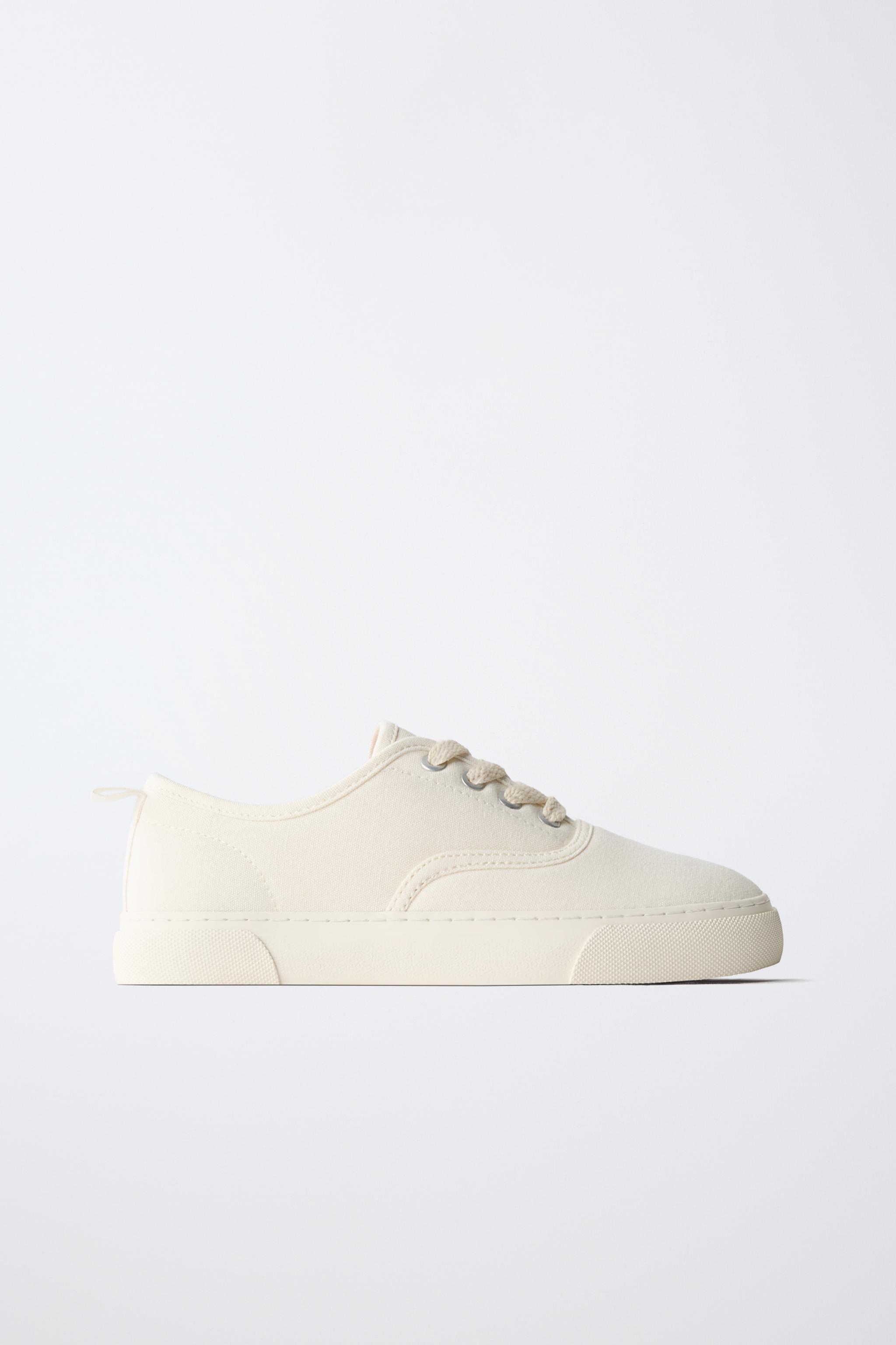 CASUAL LACE-UP SNEAKERS — White