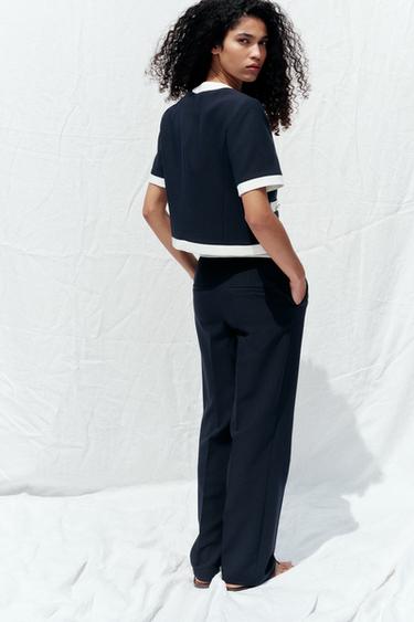 BLAZER MANCHES COURTES LISERÉS CONTRASTE - Bleu marine de Zara - Image 5