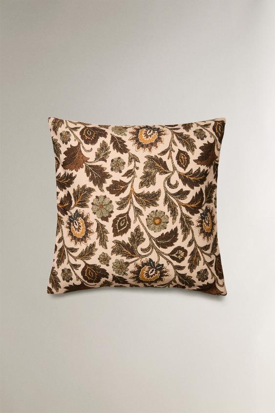 FUNDA COJÍN ESTAMPADO FLORAL - Beige claro de Zara - Imagen 0