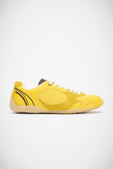 CONTRAST RUNNING TRAINERS - Yellow by Zara