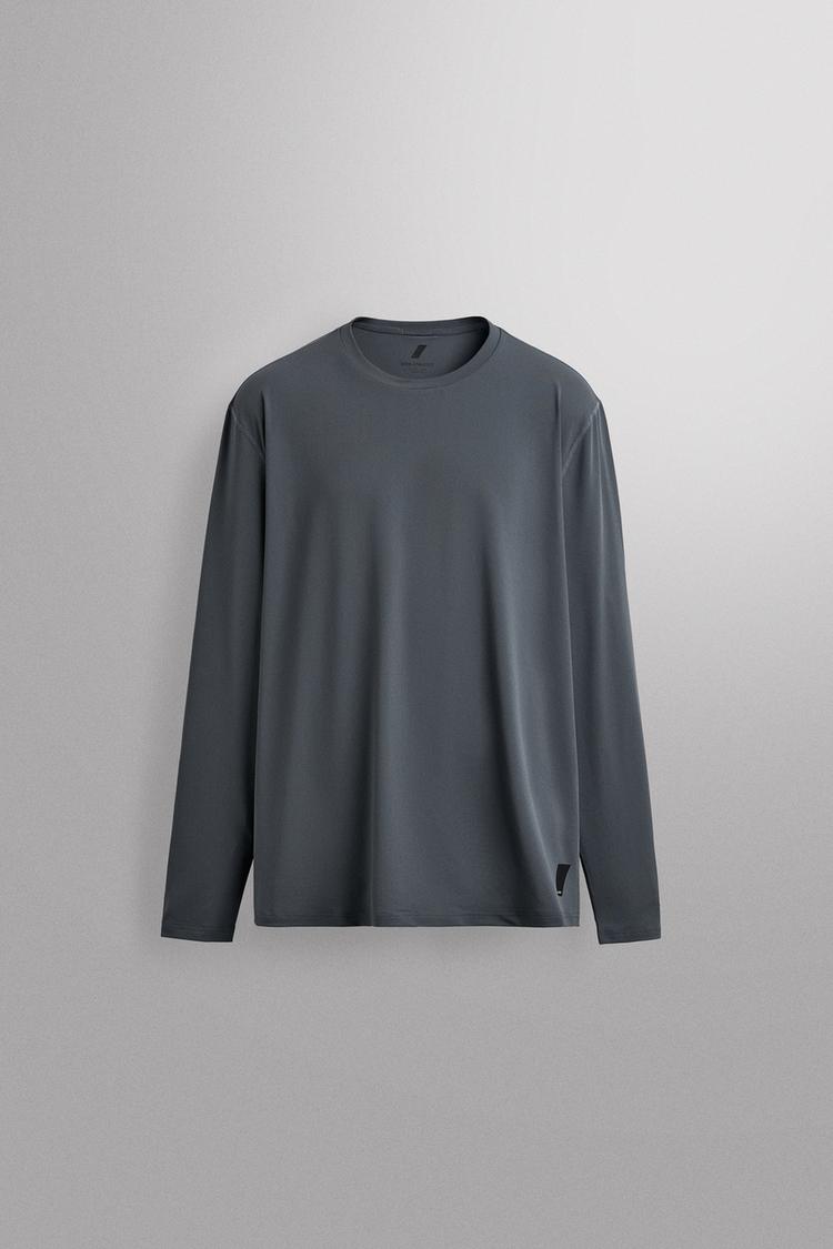 ZARA BASIC LONG SLEEVE TECHNICAL T-SHIRT