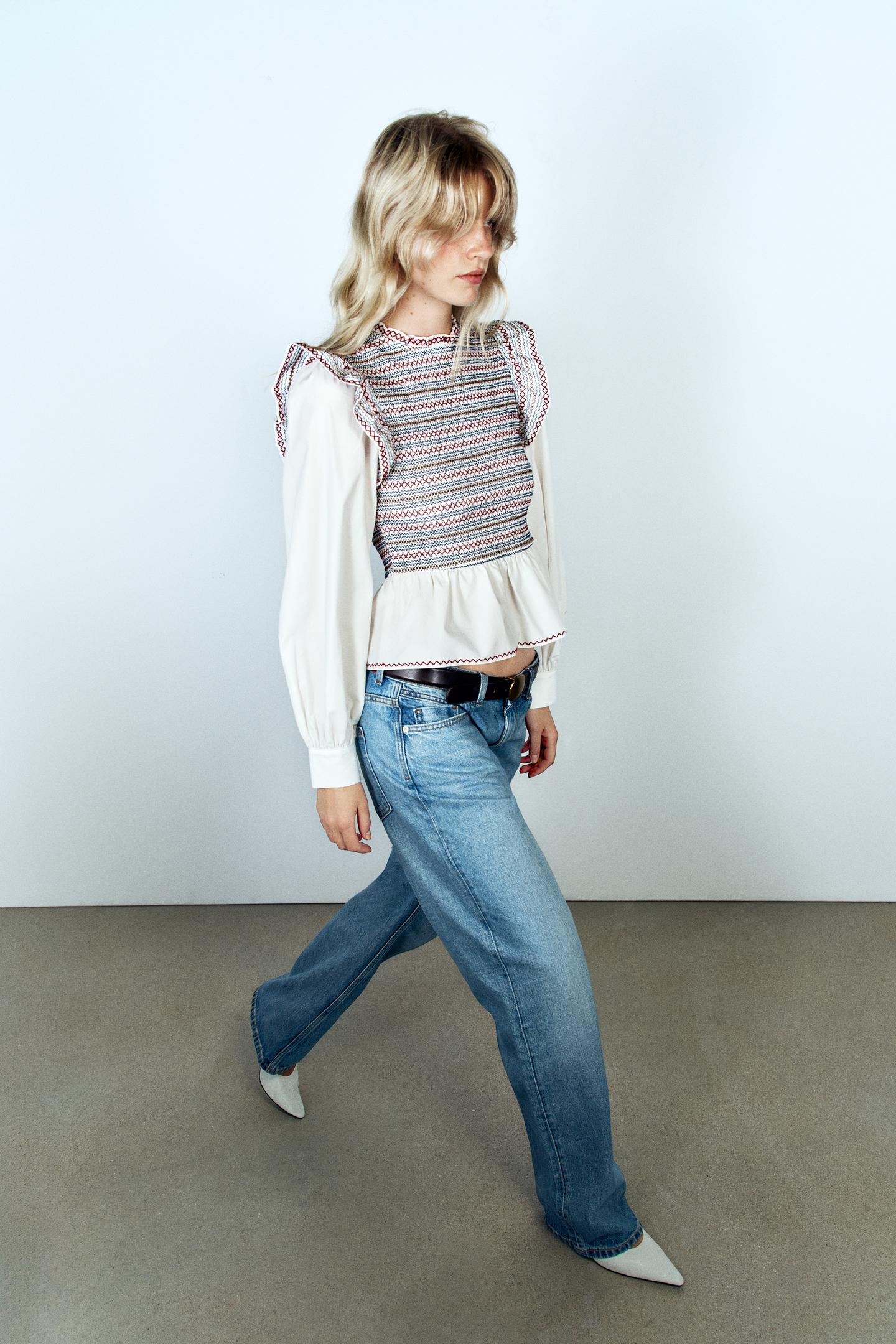 Женская блузка Zara Embroidered Smocked Blouse, цвет: Белый — фото 3