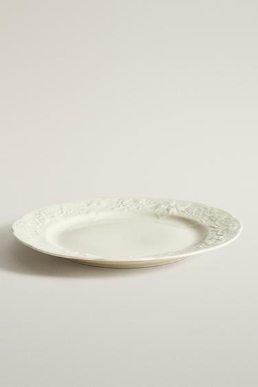 GRAPE PORCELAIN DINNER PLATE — Cream 2