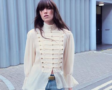 ROMANTIC FROG-FASTENING BLOUSE ZW COLLECTION — Ecru 1