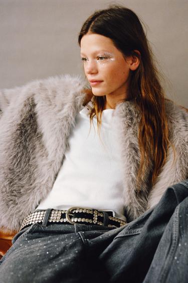 RIBBED T-SHIRT WITH BUCKLES - Ecru by Zara