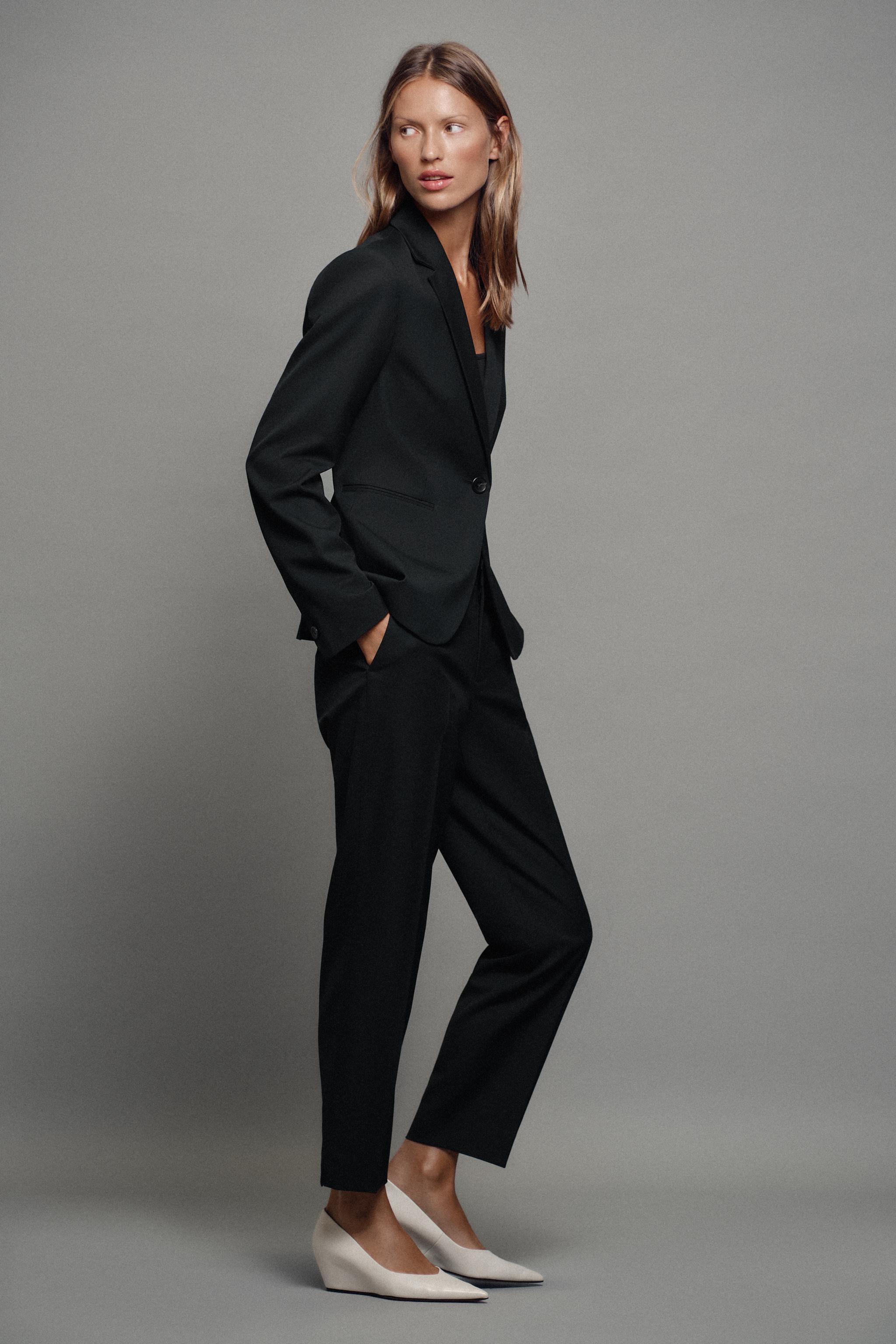 LOW-RISE ANKLE-LENGTH PANTS
