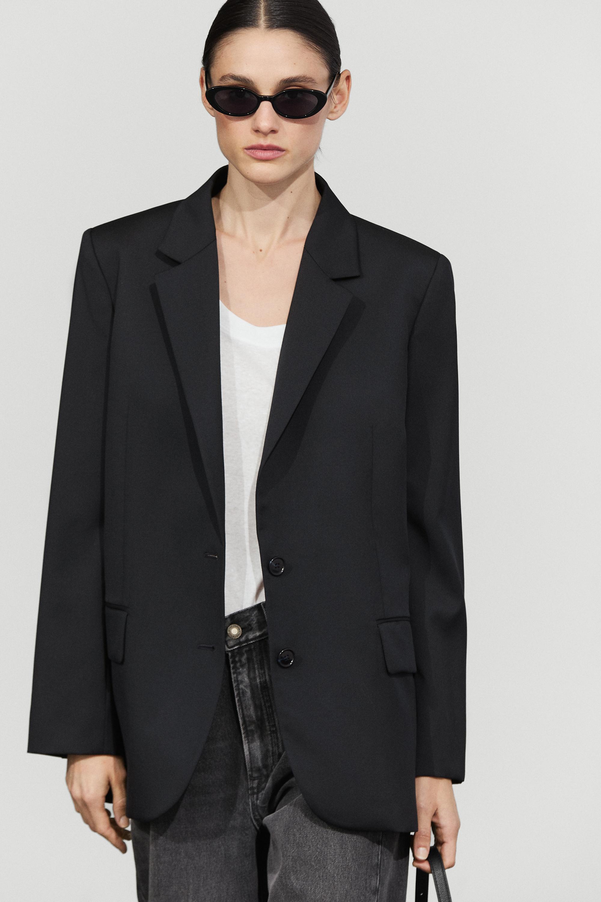 100% extra fine wool two-button blazer