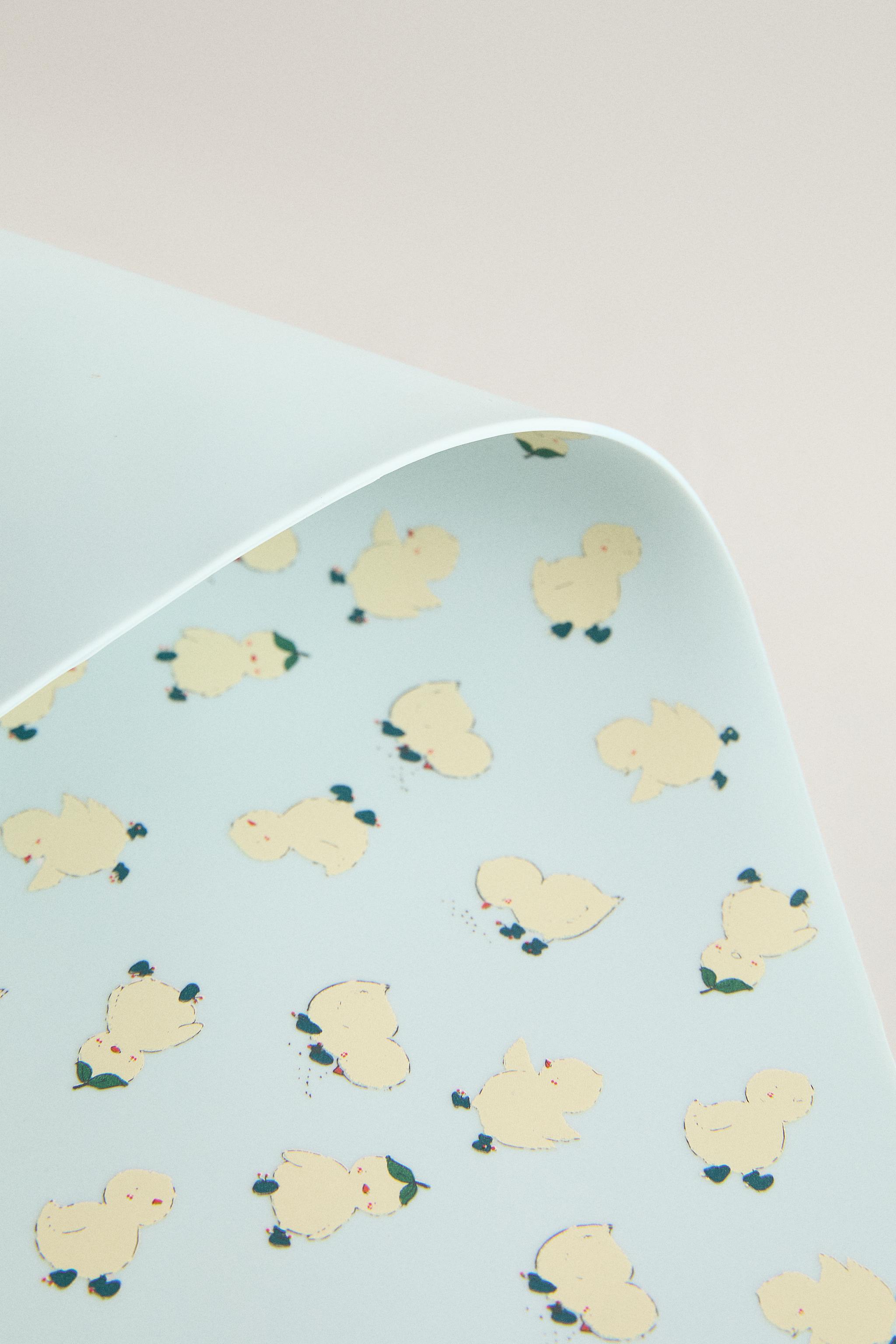 KIDS' SILICONE CHICK PLACEMAT