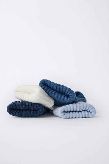 LOT DE QUATRE CHAUSSETTES COULEURS DANS UNE BOÎTE - Bleu moyen de Zara - Image 2