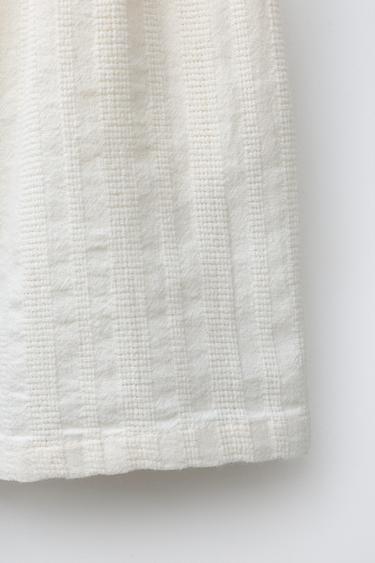 TEXTURED BERMUDA SHORTS - Ecru by Zara - Image 3