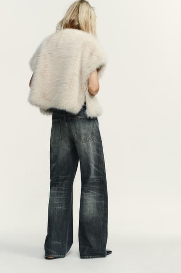 GILET EFFET FOURRURE - Écru de Zara - Image 2