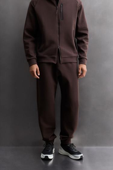 PANTALON TECHNIQUE FERMETURE ÉCLAIR - Bordeaux de Zara