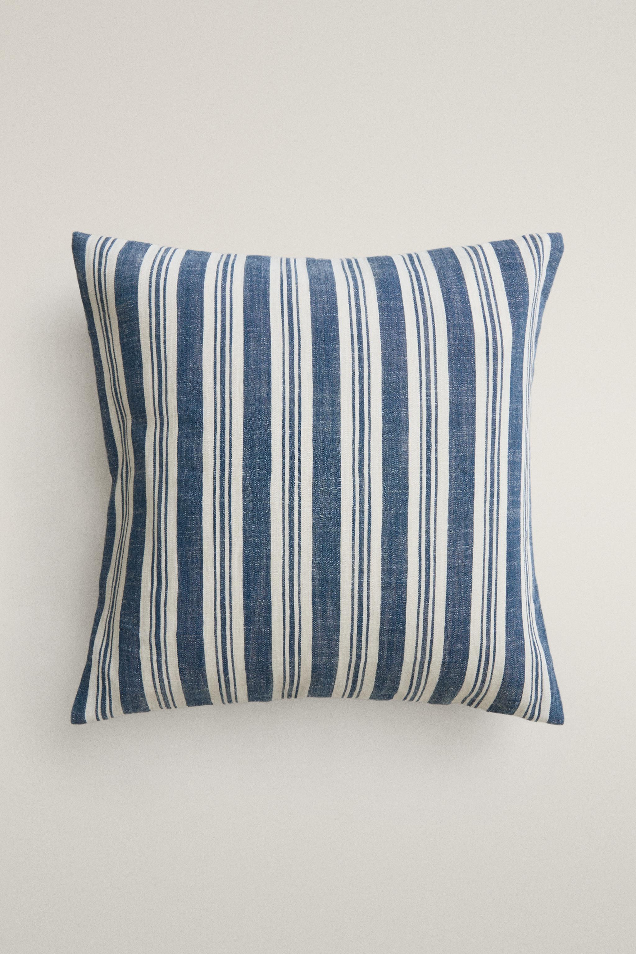 STRIPED CUSHION COVER — Blue