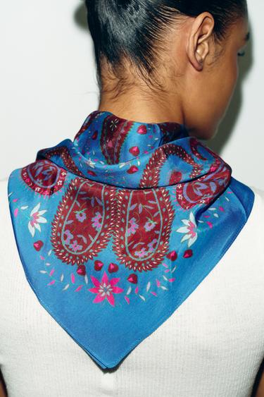 FOULARD IMPRIMÉ CACHEMIRE SOIE - Bleu roi de Zara