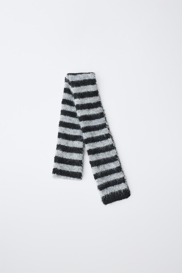 STRIPED FINE SCARF — Black