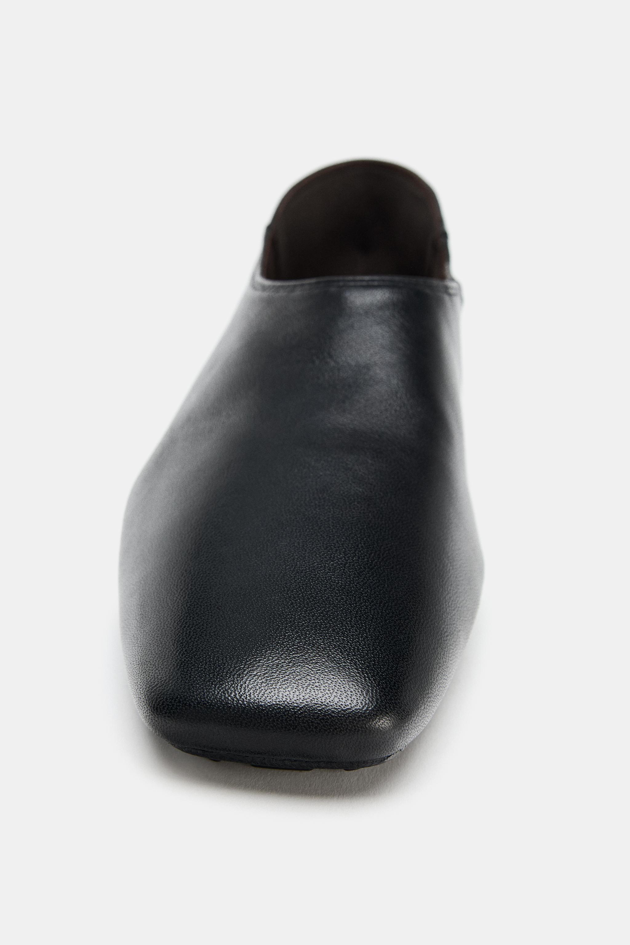 LIMITED EDITION FLAT LEATHER SHOES