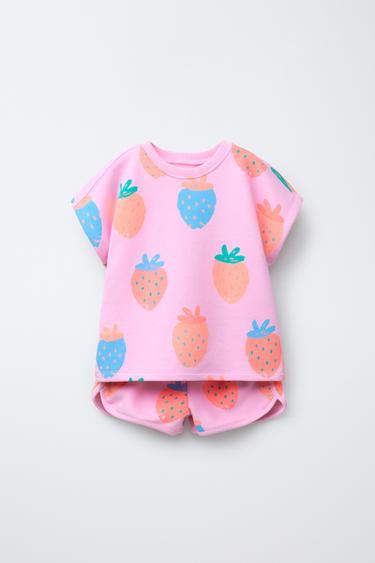 ENSEMBLE JOGGING T-SHIRT ET BERMUDA IMPRIMÉ - Rose de Zara