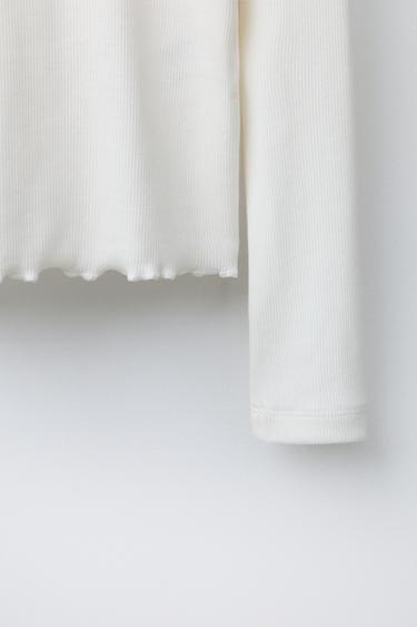 T-SHIRT AVEC APPLIQUÉ FLEURS - Blanc cassé de Zara - Image 3