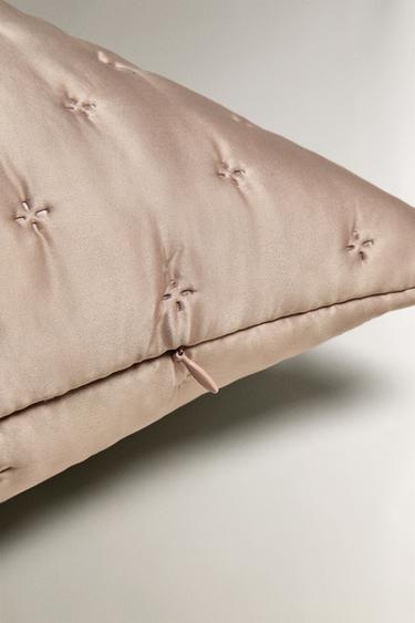PLAIN QUILTED CUSHION COVER WITH KNOTS - Pink by Zara - Image 3