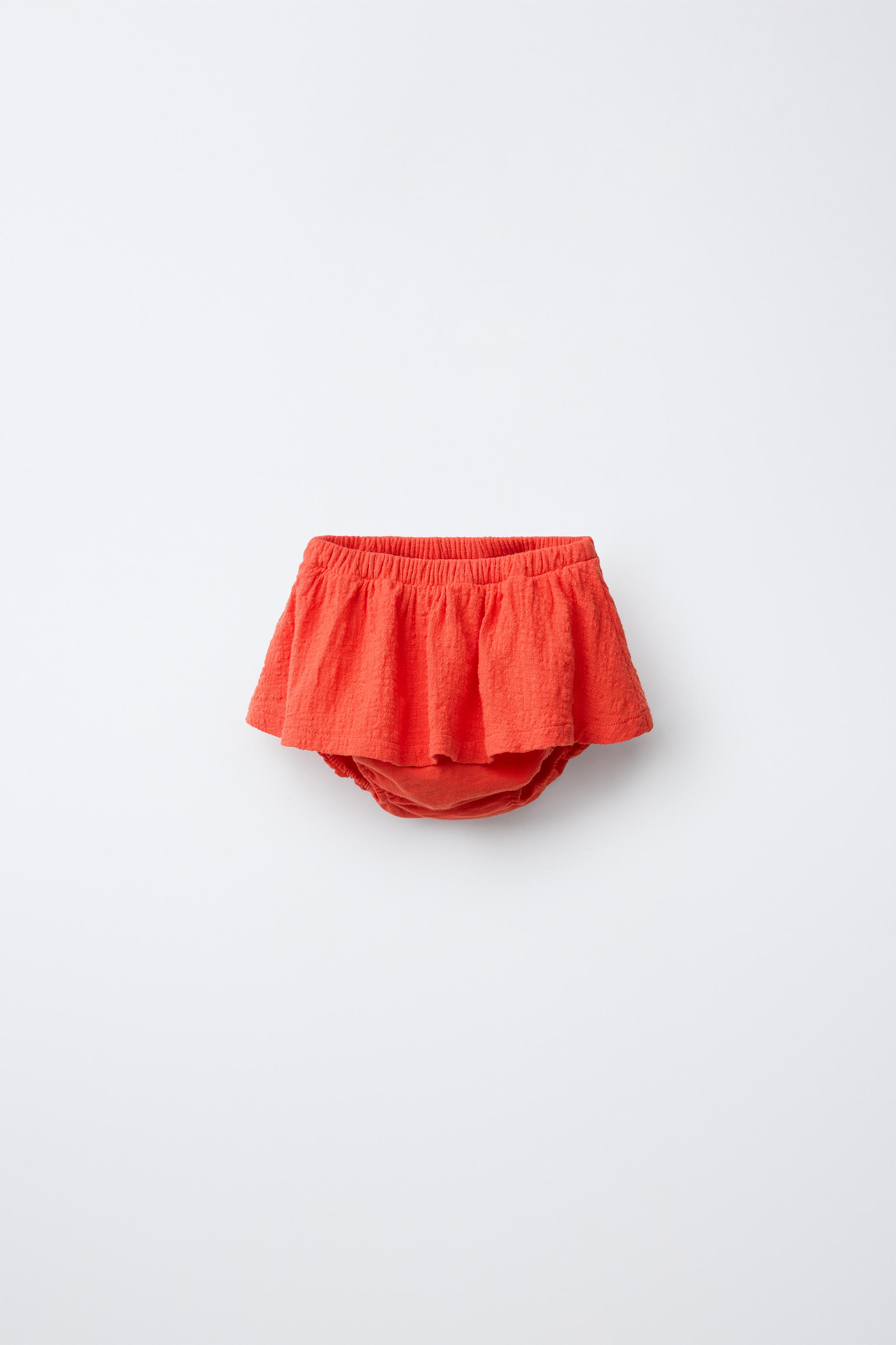 SKIRTED BOTTOMS — Red