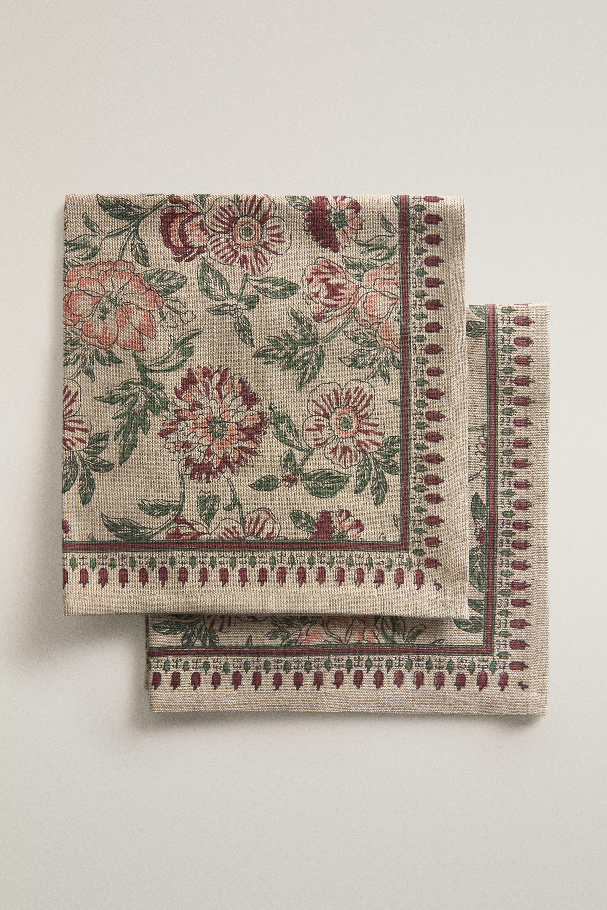 FLORAL PRINT NAPKINS (PACK OF 2)