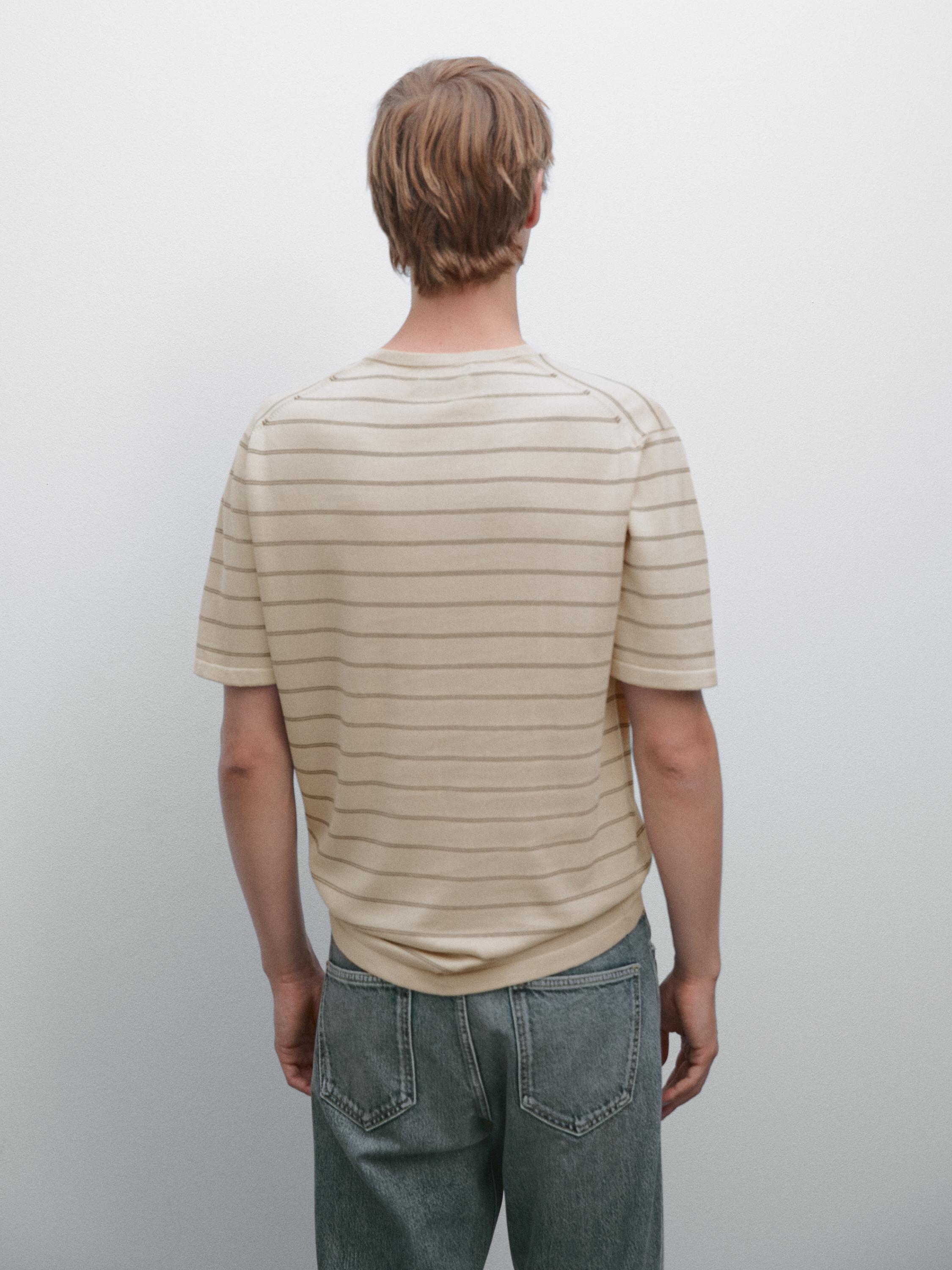 T-shirt à rayures en maille légère