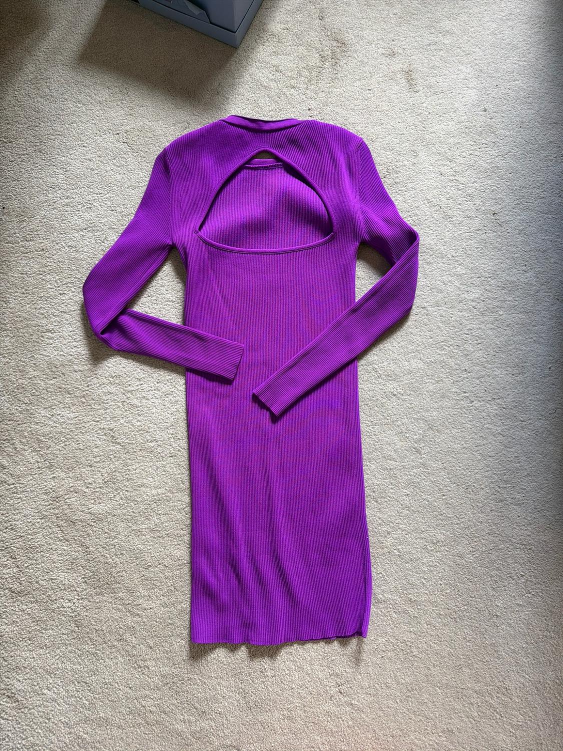 CUT-OUT KNIT DRESS - Image 2
