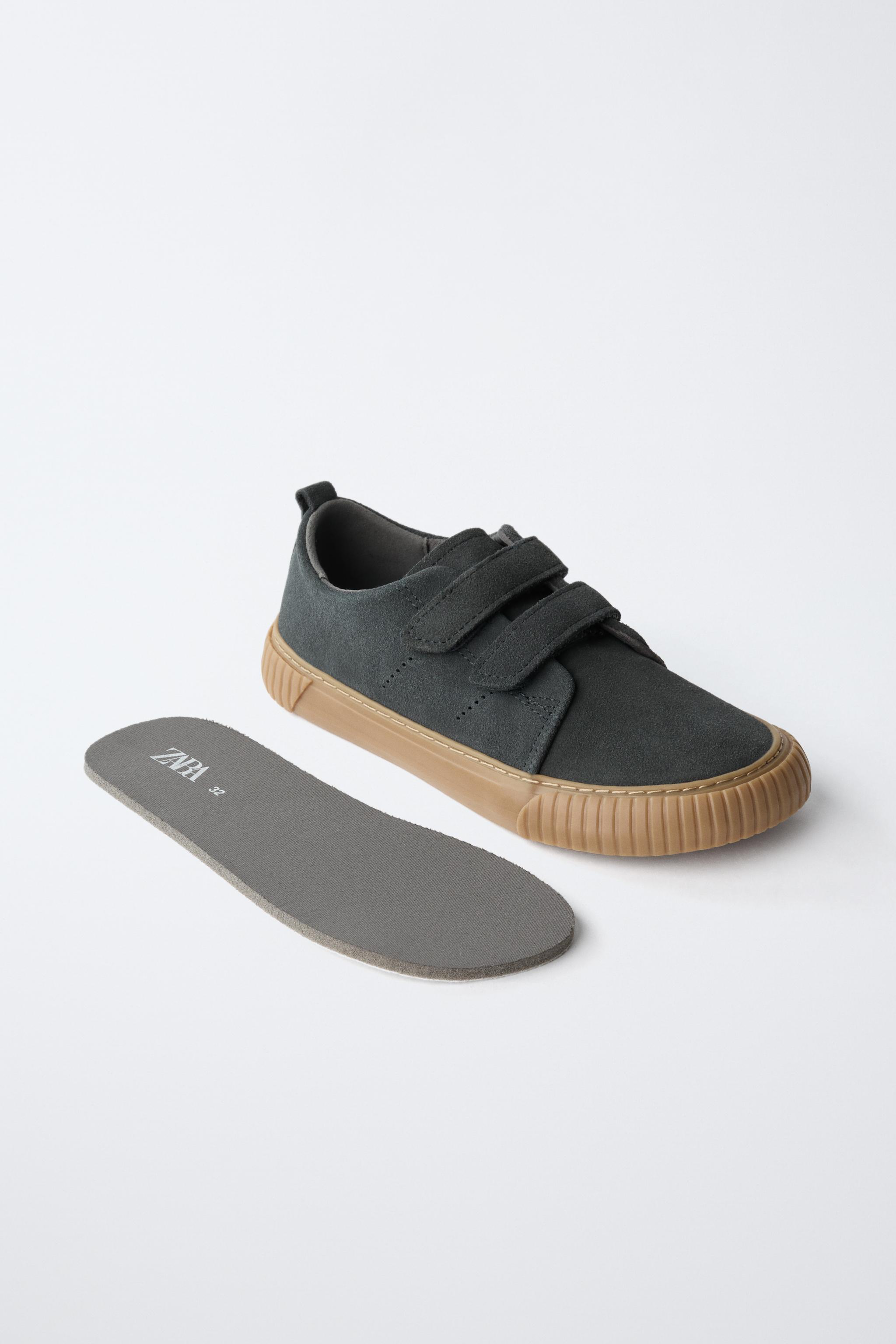 BAREFOOT LEATHER STRAP SNEAKERS