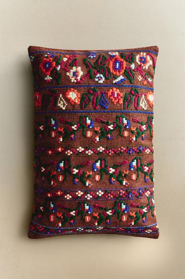 Zaras BRODERAT KUDDFODRAL X COLLAGERIE - Brun