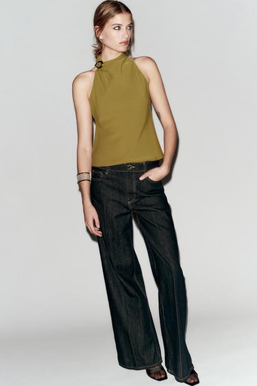 HALTER TOP WITH HARDWARE - Olive green by Zara
