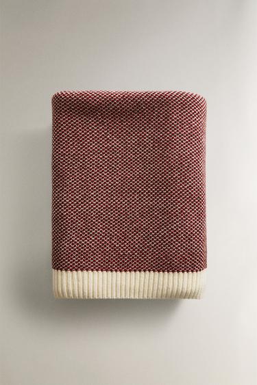 CHRISTMAS JACQUARD KNIT THROW - White / Red by Zara - Image 4