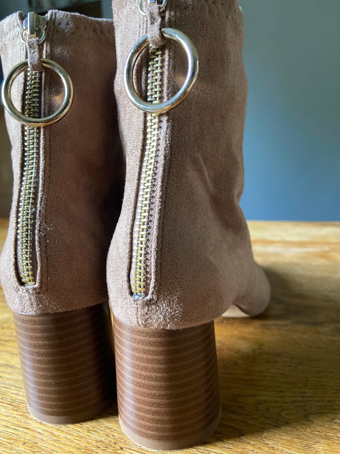 FAUX SUEDE ANKLE BOOTS - Image 3