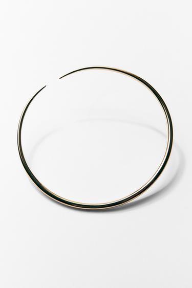 COLLAR METÁLICO CHOKER - Dorado de Zara