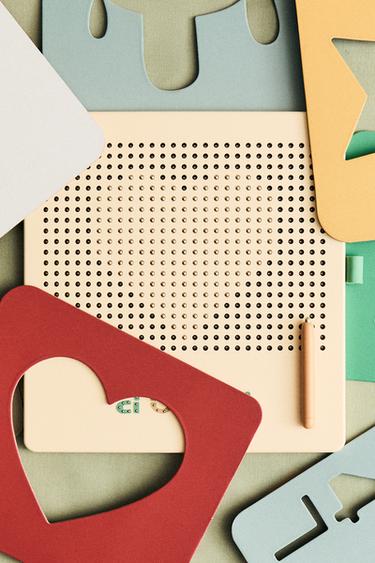 Zara CHILDREN'S TOY MAGNETIC BOARD - Cream