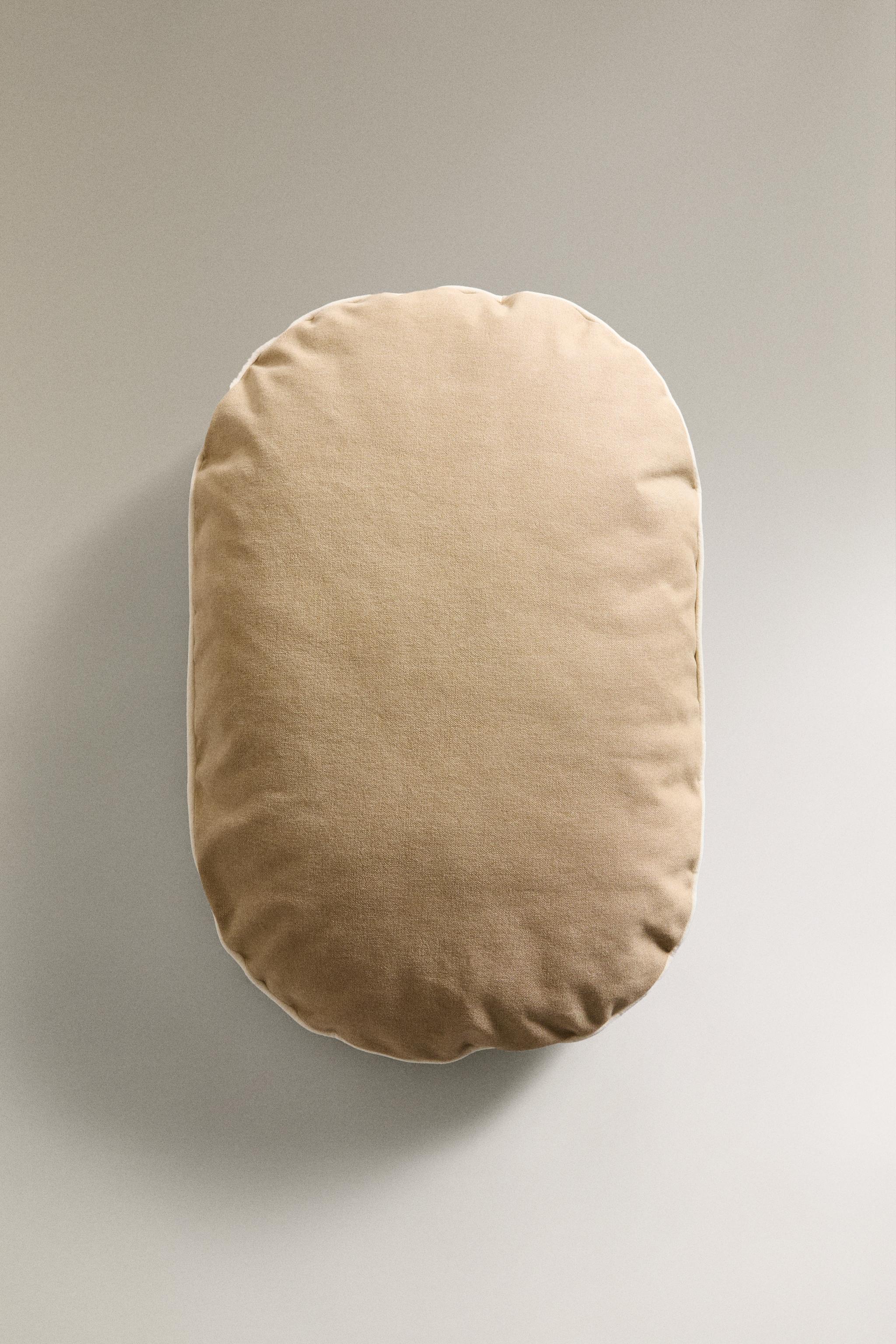 2172 新品　ZARA PET オーバル　クッション　大　グレー 2172 新品 ZARAHOME PET オーバル クッション 大 グレー - メルカリ