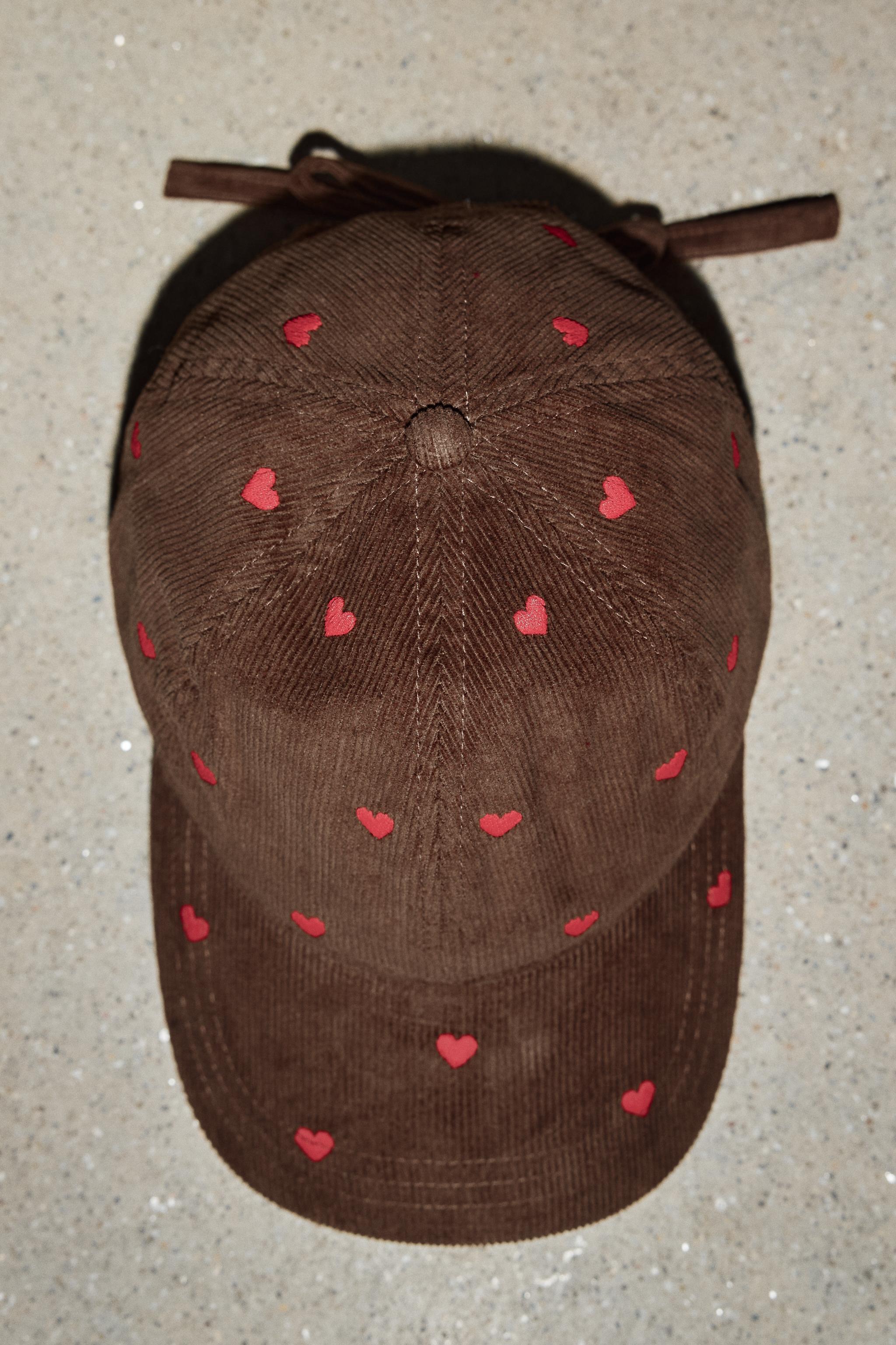 100th Anniversary New York Heart Hat New York Yankees Team Heart - Main Image