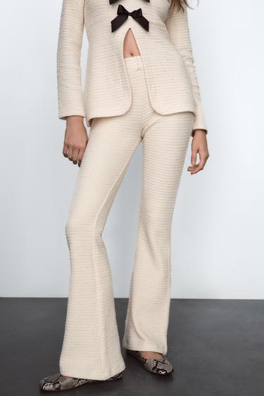PANTALÓN FLARE ESTRUCTURA - Crudo / Beige de Zara