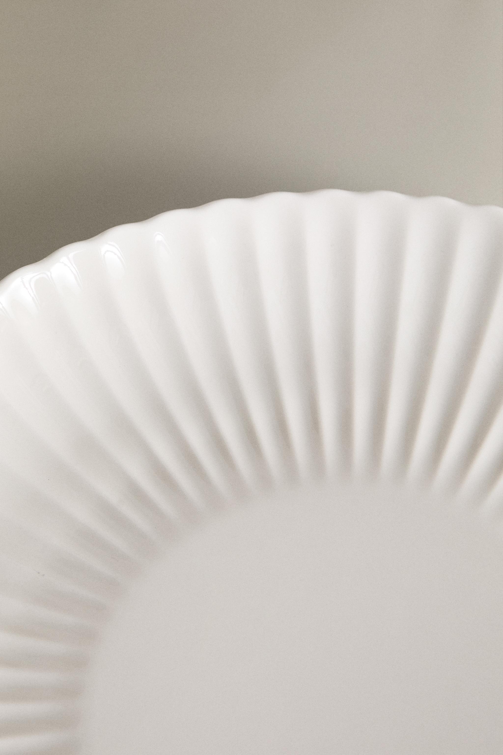 ASSIETTE PLATE PORCELAINE ONDES