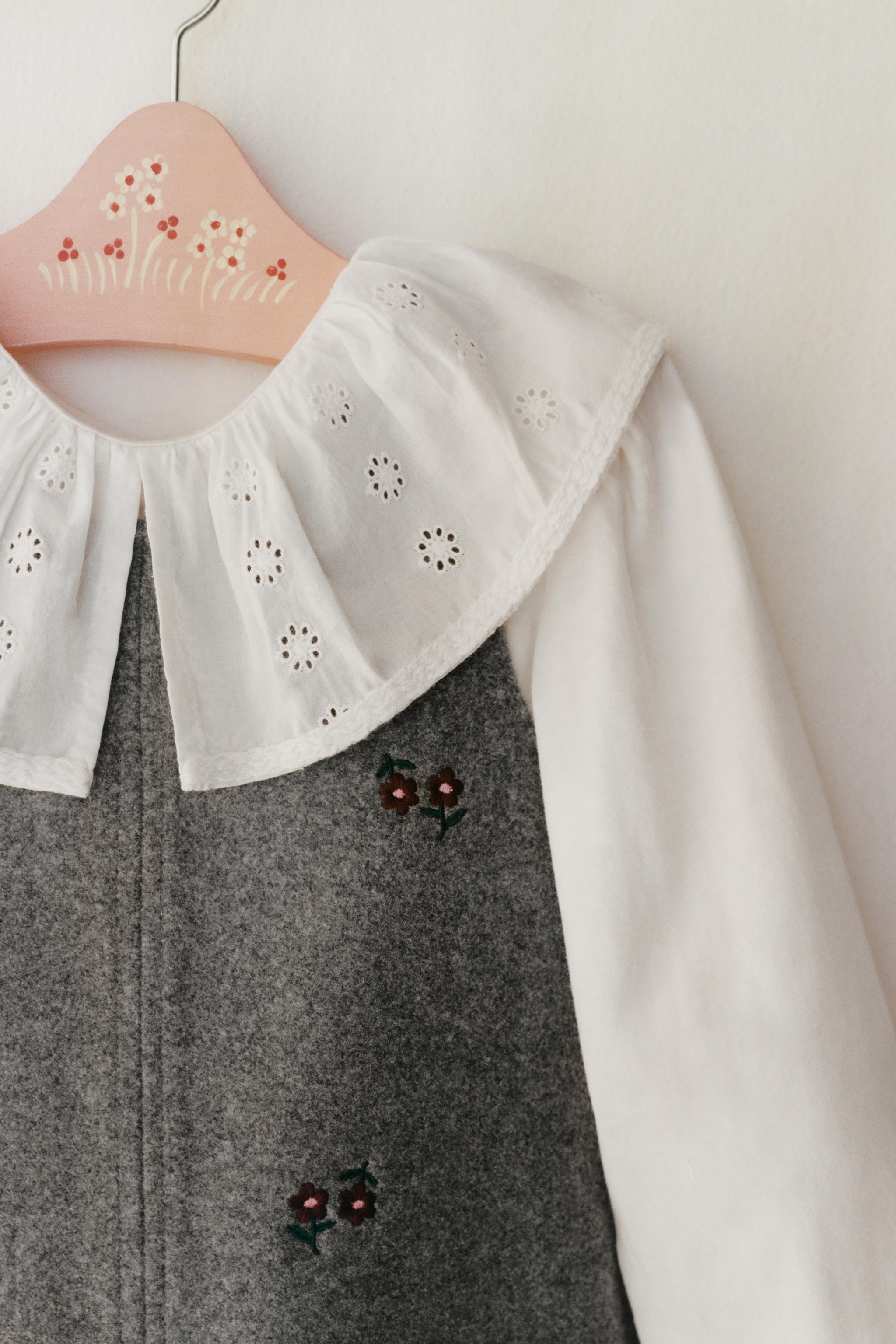TEXTURED EMBROIDERED FLOWER PINAFORE DRESS