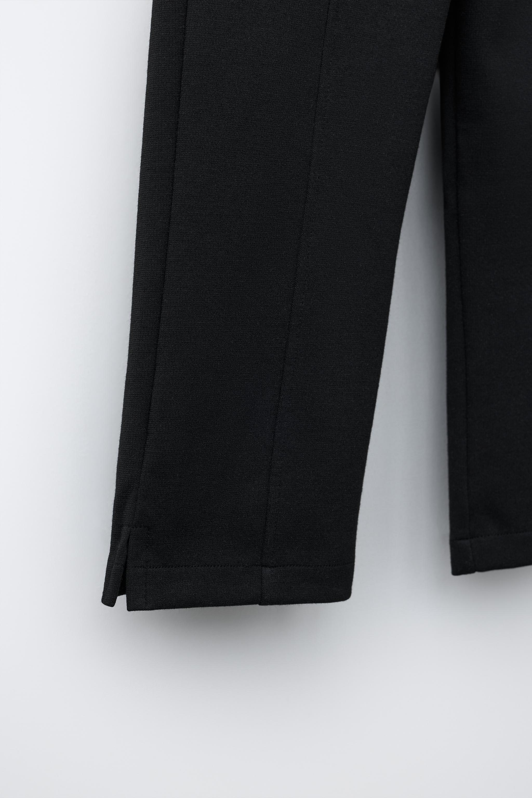 VENTED CAPRI PANTS