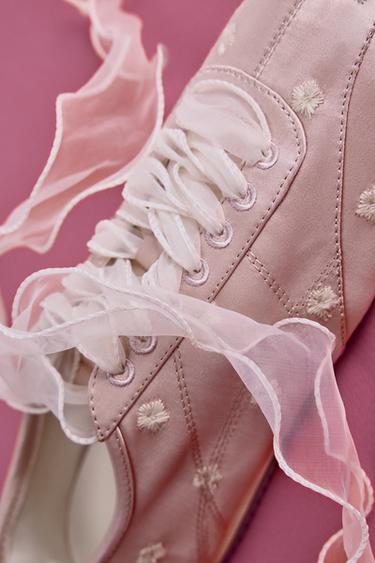 Zara SATIN-EFFECT FLORAL SNEAKERS - Pink